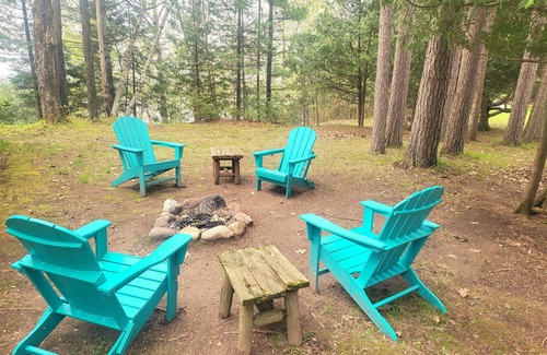 Arbor Vitae Cabin | Cozy, pet friendly, main snowmobile trail on Big Arbor Vitae Lake!