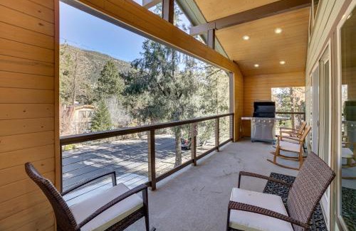 Pine Mountain Club House | Cozy Pine Mountain Club Cabin with Large Deck