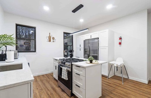 Central Northside House | Cozy Pittsburgh House: Fire Pit, Free WiFi!