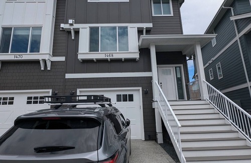 Langford House | Cozy Private 1- Bedroom Suite in Westhills