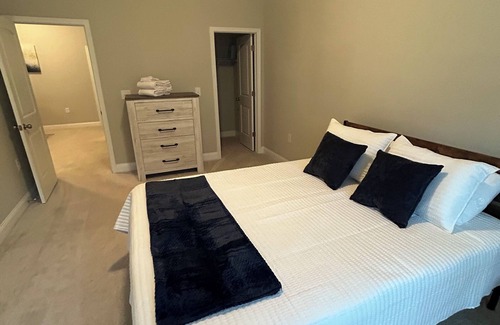 Southwest Raleigh House | Cozy Private Basement Located in the heart of Cary/Raleighn