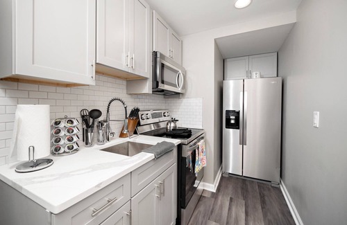 Cary House | Cozy Private Basement with Office & Full Amenities