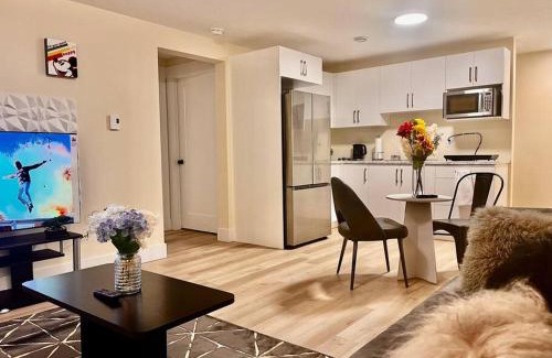 Dieppe Apartment | Cozy Private Modern Apartment Airport Location