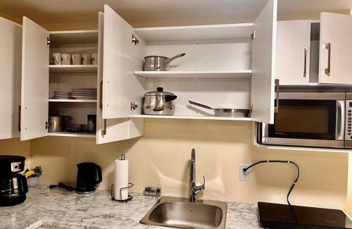 Dieppe Apartment | Cozy Private Modern Apartment Airport Location