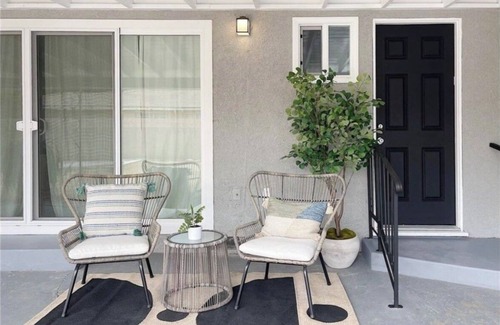 Colton Apartment | Cozy private, one bedroom, one bath in Colton with AC, WiFi. Attached to home