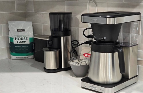 Jersey City Apartment | Cozy Private Room 4 in Modern Shared Apartment - 8 Minute Walk to Path NYC Train