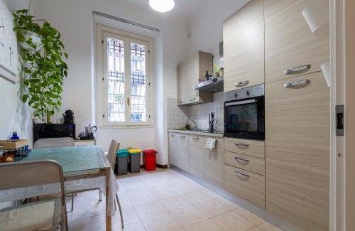 Casoretto House | Cozy Private Room in Milan - Convenient Location