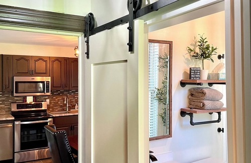 Shakespeare Apartment | Cozy Private Stay | Stratford 10min