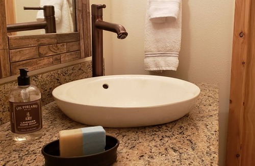 Eldorado at Santa Fe House | Cozy Private Studio with Big Skies and Junipers