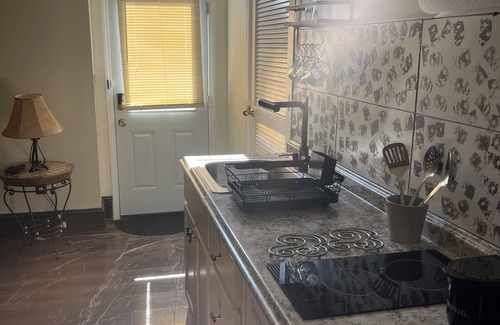 Decatur Apartment | Cozy Private studio with AC and WiFi in charming Upscale Decatur neighbourhood