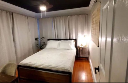 Manchester House | Cozy Private Suite in Manchester 2 mi from Airport