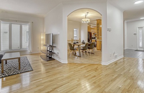 District d'Aylmer Condo | Cozy property - Minutes from the Marina, Ottawa & Gatineau Park