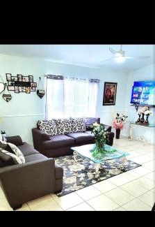 Ocala House | Cozy Queen Bedroom with shared Bathroom