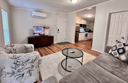 Beaufort House | Cozy & quiet 4 Four. Pets Yes!