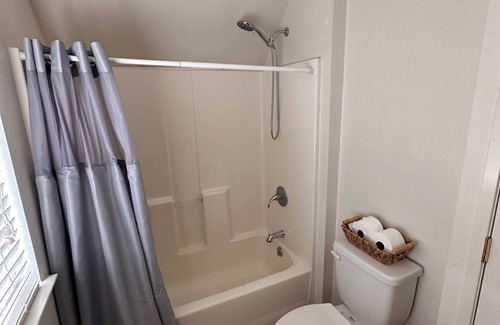 Stanislaus County Other | Cozy, Quiet Guest Farmhouse Studio Above Garage With A View Great For Families