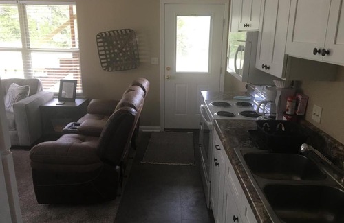 Gibson Apartment | cozy, quiet, rural hideaway close to everything2