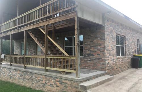 Gibson Apartment | cozy, quiet, rural hideaway close to everything1