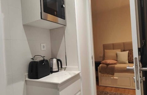 Les Corts Apartment | Cozy & Quiet Studio Near Camp Nou, Universities, Markets, Metro & All Amenities