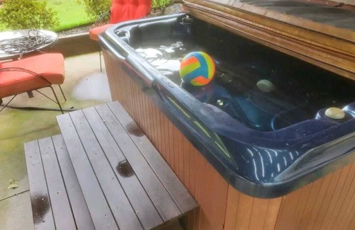 Powder Springs House | Cozy R/V stay. If you enjoy the camping experience this is the place for you.