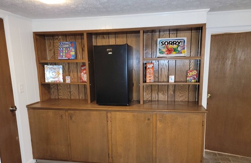 Audubon House | Cozy Ranch house. Centrally located. 4br 3bath. Just minutes to everywhere.