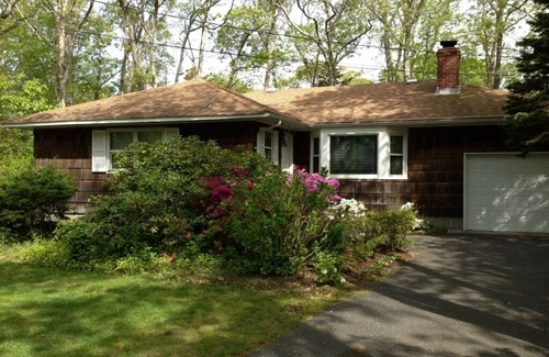 Cutchogue House | Cozy Ranch in Broadwaters Cove! Near beaches, boating and wineries!