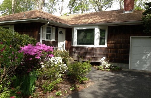 Cutchogue House | Cozy Ranch in Broadwaters Cove! Near beaches, boating and wineries!