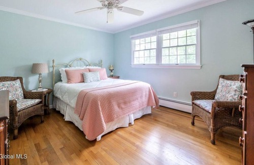 Hudson House | Cozy ranch on park-like property close to Hudson and shopping.