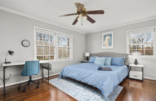 Carriage Hills House | Cozy & Relaxing Home, Hot Tub, Fire Pit, Deck