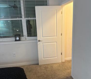 Clarkston Apartment | Cozy & Relaxing