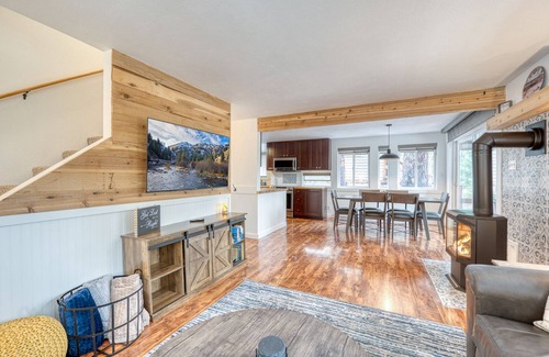 Garden Valley Cabin | Cozy remodeled cabin in Garden Valley