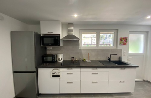 Saint-Brevin-les-Pins Apartment | Cozy Renovated 1BR Ground Floor Apartment with Garden near Beach - Saint Brevin L'Ocean
