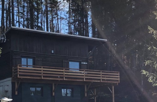 Premanon Ski Chalet | COZY RENOVATED CHALET AND COMFORTABLE FROM 4 TO 10 PEOPLE