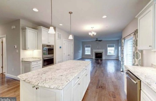 Indian Head House | Cozy Retreat 5-BDR Home in Southern MD near Naval Base with WiFi
