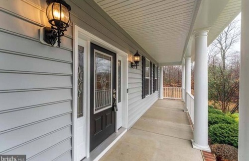 Indian Head House | Cozy Retreat 5-BDR Home in Southern MD near Naval Base with WiFi