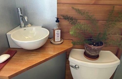 Saanich West Apartment | Cozy retreat in quiet Royal Oak neighbourhood.