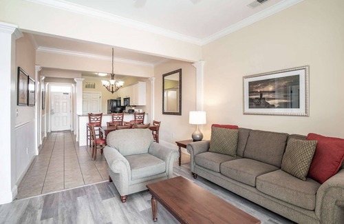 North Litchfield Beach Apartment | Cozy Retreat Near The Ocean | Outdoor Pool. Resort View Suite