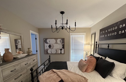 Fruitvale House | Cozy retreat near USJ schools