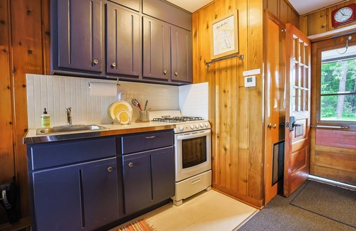 Presque Isle Cabin | Cozy Retreat on South Turtle Lake Updated