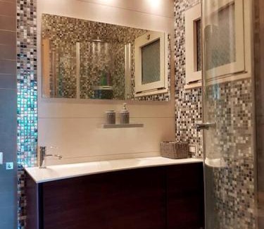 Quartiere XX Ardeatino Apartment | Cozy Retreat Roma