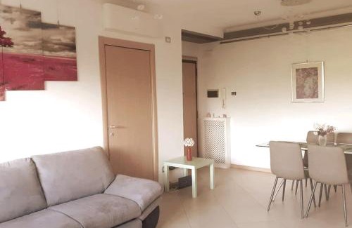 Quartiere XX Ardeatino Apartment | Cozy Retreat Roma