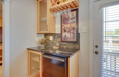 Lakeside House | Cozy Richmond Retreat w/Yard ~ 5 Mi to Dtwn!