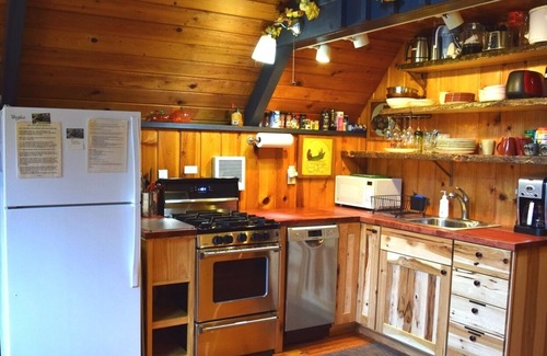 Baring Cabin | Cozy Romantic Riverside Cabin, View Hot Tub, in the Cascade Mountains of WA