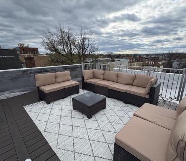 Ampere Apartment | Cozy Rooftop Home, Near Downtown Newark, EWR & NYC
