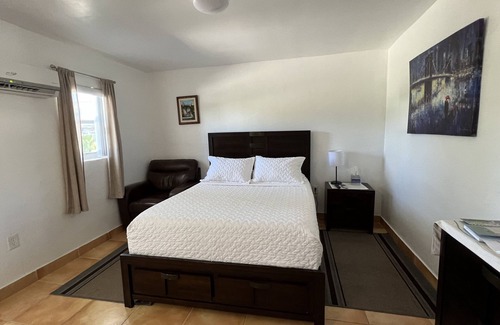 Homestead Apartment | Cozy Room B