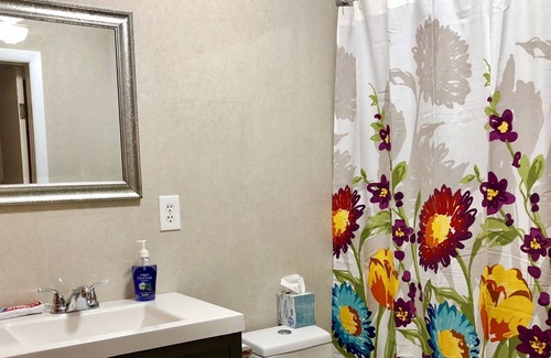 Miami Springs Bed & Breakfast | COZY ROOM & POOL! in Tropical Paradise & 5 Mins from Airport!