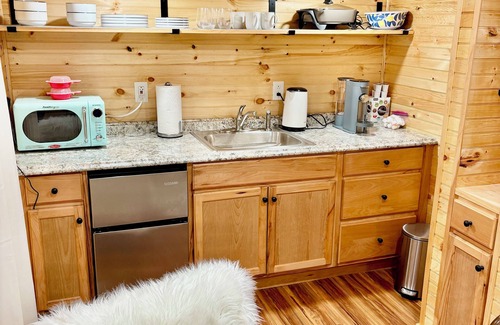 Harpers Ferry Apartment | Cozy Rustic Walkout Basement Cabin in Historic Harpers Ferry
