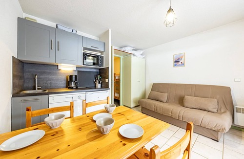 Saint-Francois-Longchamp Apartment | Cozy studio for 4, ski-in/ski-out, bright