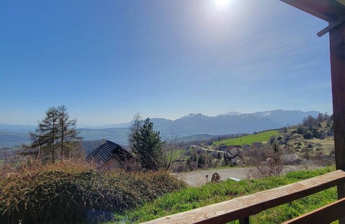 Saint-Michel-de-Chaillol Apartment | Cozy Studio for 4 - South Balcony, Mountain Views, Walk to Ski & Hike