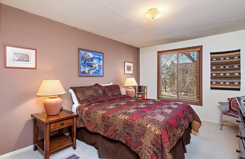Northeast Santa Fe House | Cozy Santa Fe Retreat: Fireplace, Walk to Plaza
