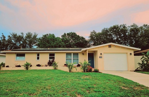 Sarasota Springs House | Cozy Sarasota Home: 3BR/2BA Close to Siesta Key & I-75